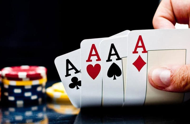 Poker trên HL8 giúp bạn kiếm tiền thưởng dễ dàng