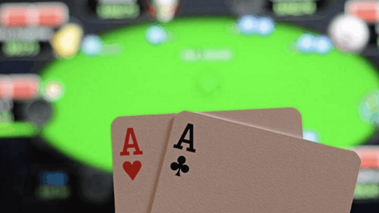 Chơi Poker online hiện nay có rất nhiều lợi thế